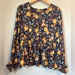 Old Navy Floral Long Sleeve Blouse
